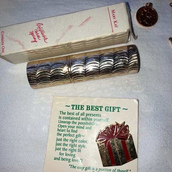 Mary Kay White Sweatshirt Seminar Watch Pins Books Collection Make an Offer! - Picture 11 of 13